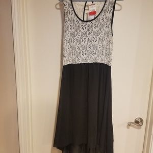 Gorgeous Laced Criss-Cross Back Summer Dress